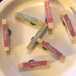 Days of the week clothespin magnets